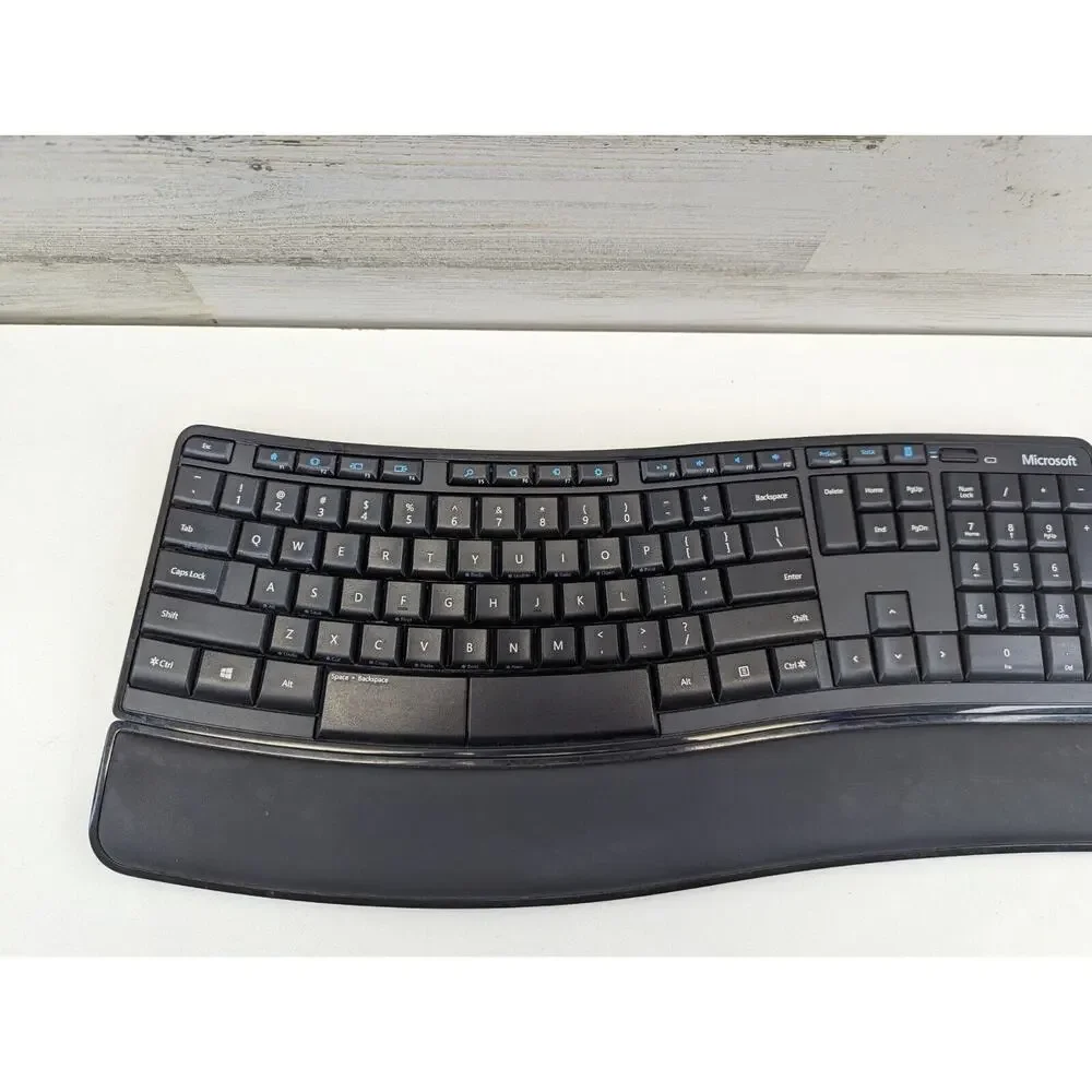Microsoft Sculpt Comfort Wireless‎ Keyboard With Wrist Rest KGR1173 No Dongle